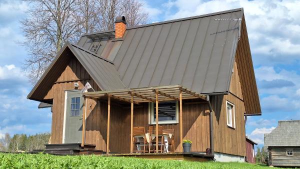 Na fotografii je vidět objekt Plagandõ puhkemaja nacházející se ve městě Misso.