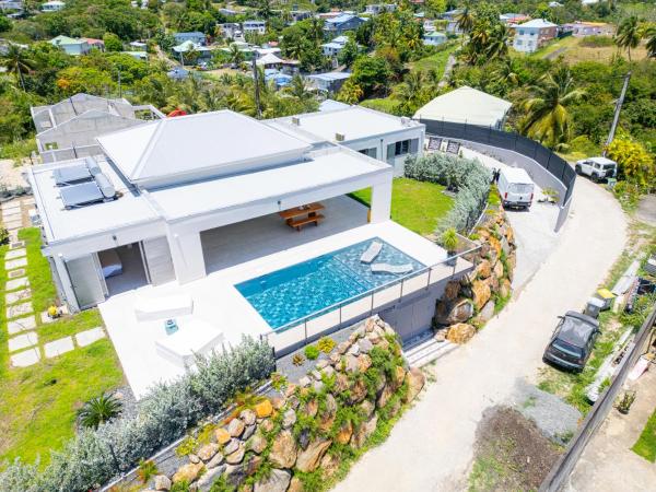 Nateina Home, Le Gosier
