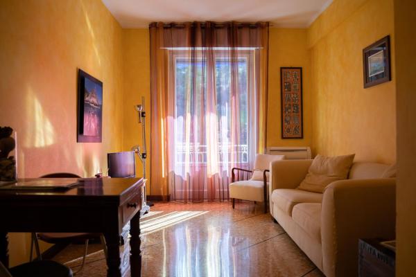 Na fotografii je vidět objekt La Casa di Potty nacházející se ve městě Rapallo.