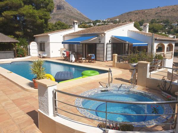 På billedet ses objektet Magnifique villa tout confort à Javea beliggende i byen Jávea.