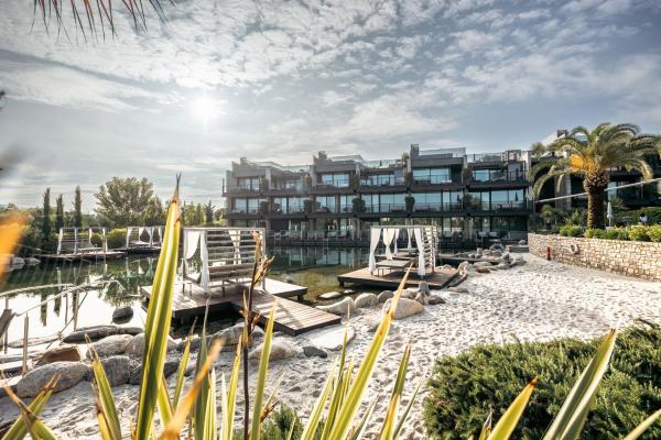 A la foto es mostra l'objecte Quellenhof Luxury Resort Lazise situat a la ciutat de Lazise.