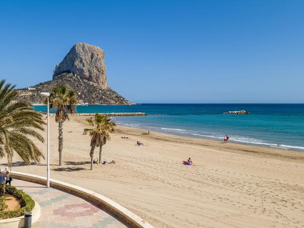 A la foto es mostra l'objecte AVANOA - Oceanic Calpe situat a la ciutat de Calp.