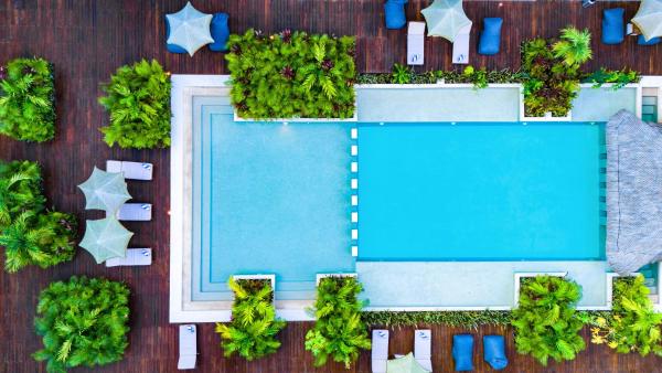 Na zdjęciu widoczny jest obiekt Bakal Residence By Lockey położony w mieście Tulum.