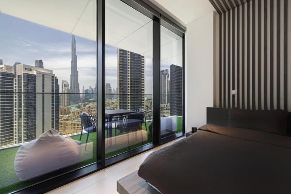 Na fotografii je vidět objekt Amazonian LUX 2 BR-Burj Khalifa and Fountains View nacházející se ve městě Dubaj.