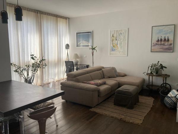 A la foto es mostra l'objecte B&B Gardenia situat a la ciutat de Mòdena.