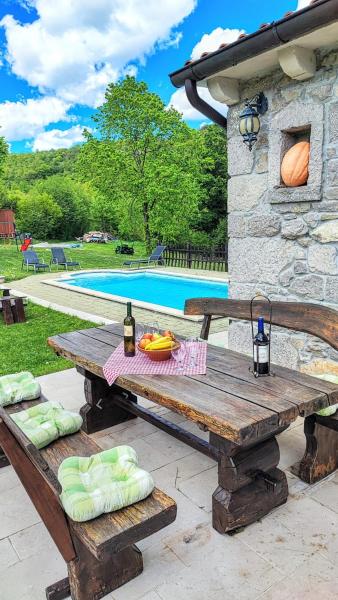 A la foto es mostra l'objecte Peaceful Villa Ida&Mirko in nature with private pool situat a la ciutat de Rašpor.
