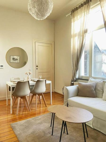 På bildet vises objektet Cute central flat in Brussels som ligger i byen Brussel.