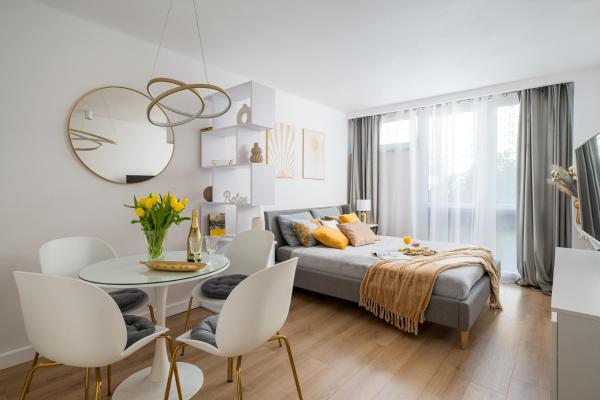 Gold Premium Central Suite 950 m to Central Station parking, Warsaw
