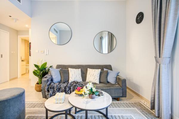 Zdjęcie 5: Trophy - Discover Tranquility Living in this Sleek Sanctuary