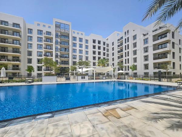 Zdjęcie 7: Trophy - Discover Tranquility Living in this Sleek Sanctuary
