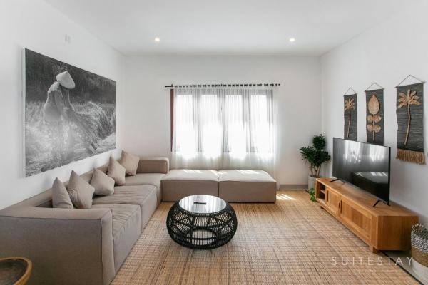 La photo montre l'objet Stylish Villa With Open Grass-field View situé dans la ville de Sempidi.