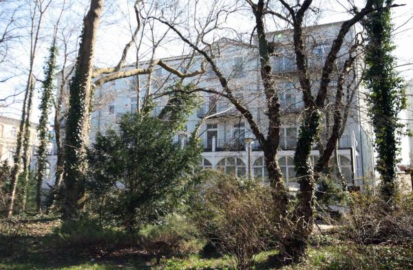 Στη φωτογραφία φαίνεται το αντικείμενο Warnemünde Appartement Parkblick REF 81886 που βρίσκεται στην πόλη Βαρνεμούντε.