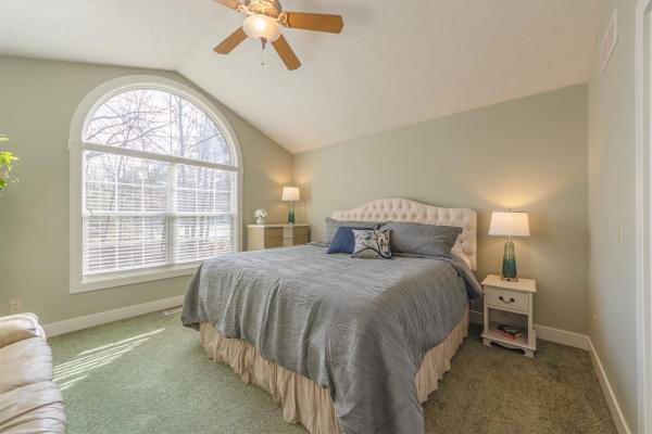 Fotografie 4: Bed & Birdie - New Vacation Rental - Close to golf course & downtown