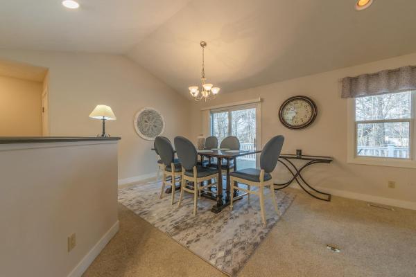 Fotografie 8: Bed & Birdie - New Vacation Rental - Close to golf course & downtown