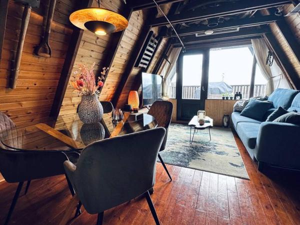 The photo shows the Cozy Cabin in Stunning Nature - Borgarfjordur located in the city of Bifrost.