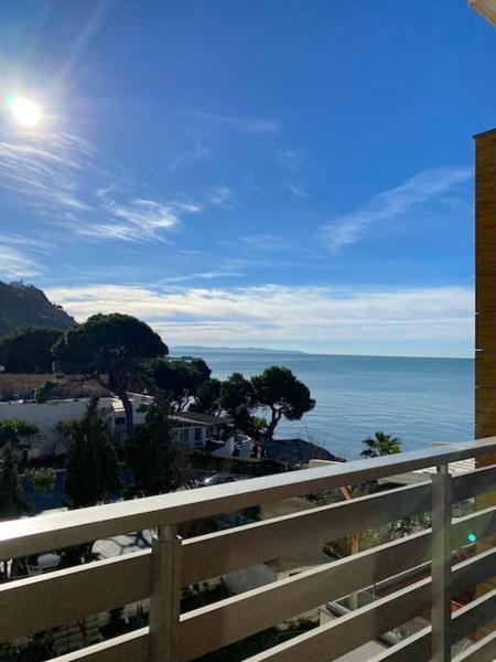 Na fotografii je vidět objekt Currila Sea View Apartment nacházející se ve městě Durrës.