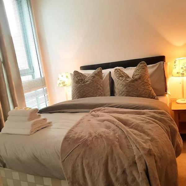 2 bed flat in Leeds City Centre, Leeds