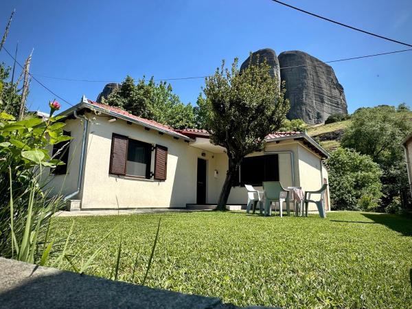La photo montre l'objet Sakis Meteora Home situé dans la ville de Kastrákion.