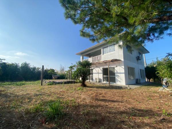A la foto es mostra l'objecte FTH sky 広い庭付きコンドミニアム ビーチ徒歩5分 situat a la ciutat de Onna.