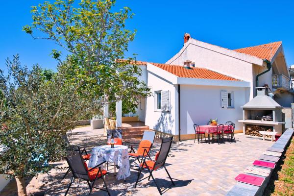 Charming Holiday Home Little House - Pag