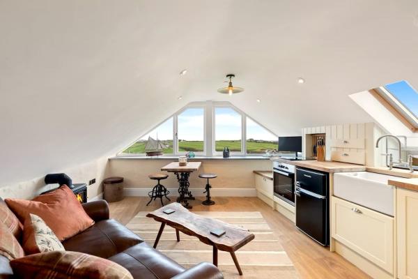 Auf dem Foto ist das Objekt Swn y Môr - 1 Bedroom Cottage - Whitesands in der Stadt St Davids zu sehen.