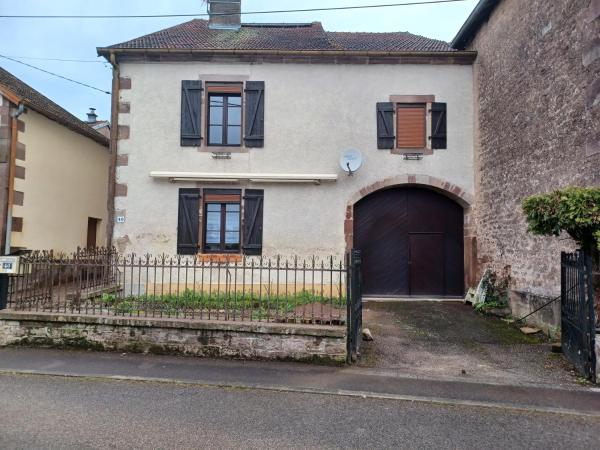 Auf dem Foto ist das Objekt Maison de village in der Stadt Froideconche zu sehen.