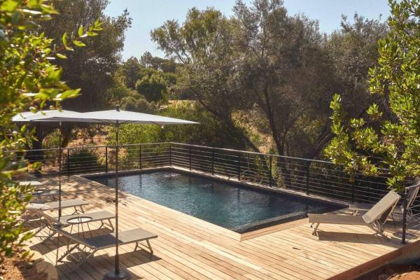 På billedet ses objektet Agréable villa vue mer avec piscine Sagone beliggende i byen Sagone.