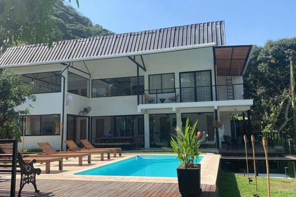 Na zdjęciu widoczny jest obiekt Casa junto al río en Bolombolo położony w mieście Sabaletas.