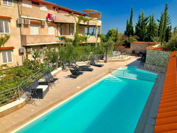 A la foto es mostra l'objecte Family-friendly apartments with swimming pool Kali, Ugljan - 23026 situat a la ciutat de Kali.