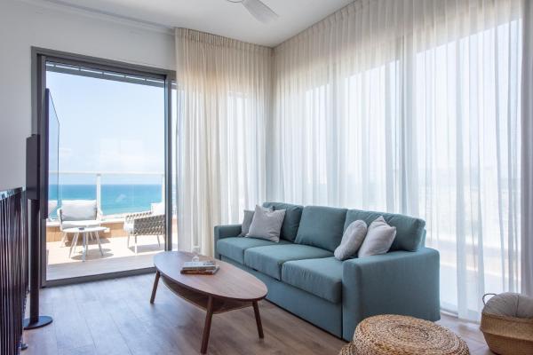 A la foto es mostra l'objecte PORT CITY HAIFA - Luxury Seaview Penthouse w Jaccuzzi situat a la ciutat de Haifa.