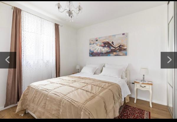 A la foto es mostra l'objecte Apartments Petra situat a la ciutat de Split.