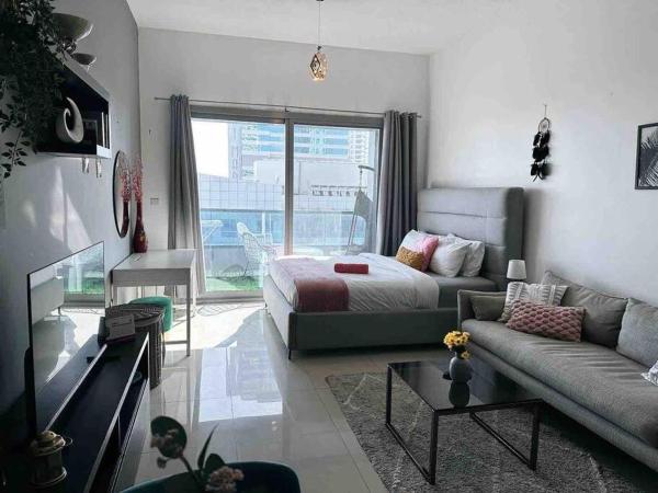 Cozy Studio Apartment, Dubái