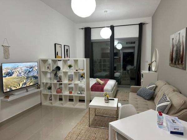 A la foto es mostra l'objecte Cozy Studio- Dubai Marina situat a la ciutat de Dubai.