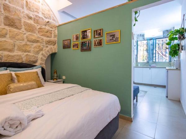 Foto 3: Authentic Jerusalem Apt, Cosy and Central!