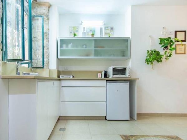 Foto 4: Authentic Jerusalem Apt, Cosy and Central!