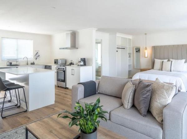 Na fotografii je vidět objekt Romantic Villa1 Getaway on the Knysna Lagoon nacházející se ve městě Knysna.