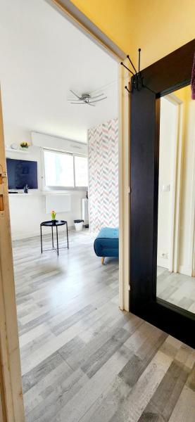 Foto 6: Studio & Expansive Terrace: Urban Oasis in Paris!
