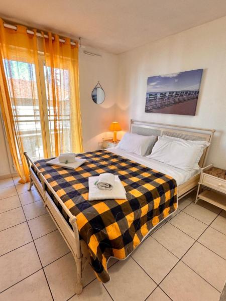 Suite DES DOMES FSHH, Niza