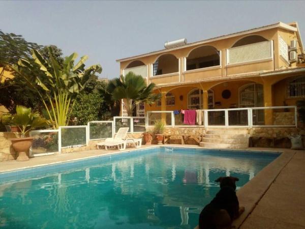 La Maison Jaune, Poponguine