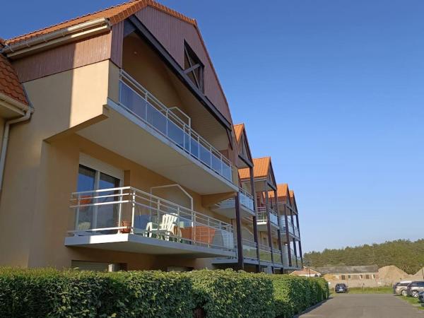 На фото показан объект Charmant studio en bord de mer, расположенный в городе Камье.