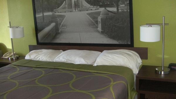 Bild 2: Super 8 by Wyndham Lafayette
