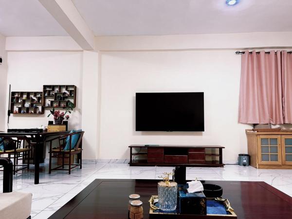 Grand Leone Hotel, Freetown