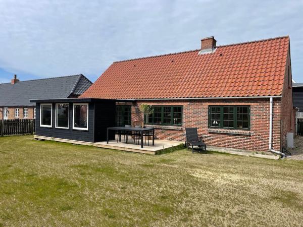 Nella foto è visibile l'oggetto Huset ved havet situato nella città di Thyborøn.