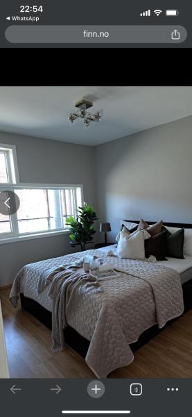 A la foto es mostra l'objecte 3bhk apartment with elbil ladning situat a la ciutat de Stavanger.