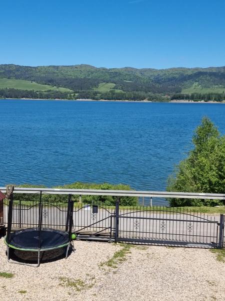 A la foto es mostra l'objecte APARTAMENT Z POMOSTEM nad Jeziorem Czorsztyńskim situat a la ciutat de Frydman.