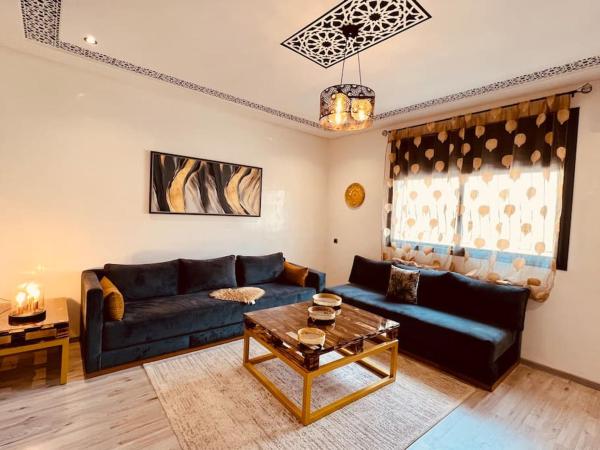 A la foto es mostra l'objecte Uniquely designed apartment in a vibrant residence situat a la ciutat de Fes.