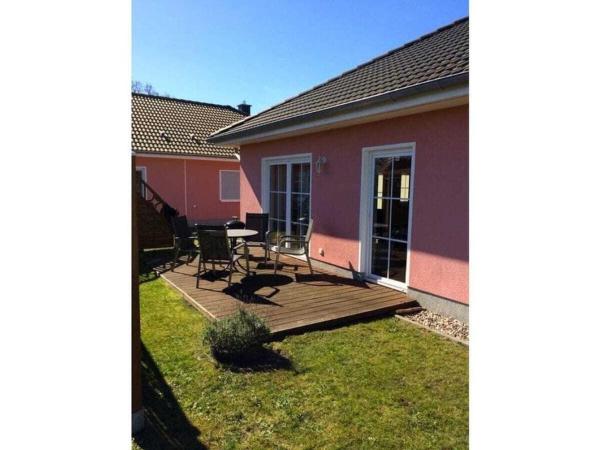 Na fotografii je vidět objekt Boddensurfer 3a Comfortable holiday residence nacházející se ve městě Pruchten.