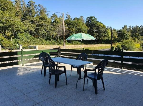 A la foto es mostra l'objecte Prado verde situat a la ciutat de Brandoñas.