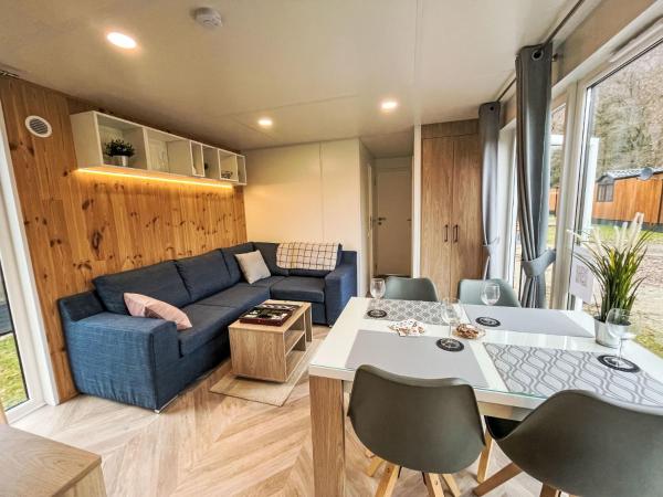 A la foto es mostra l'objecte Holiday Home Tiny Haus Christas Angler-Oase by Interhome situat a la ciutat de Riedenburg.