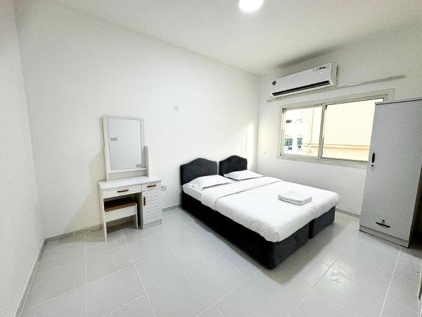 Na zdjęciu widoczny jest obiekt Karama Star Residence 2 - Home Stay położony w mieście Dubaj.